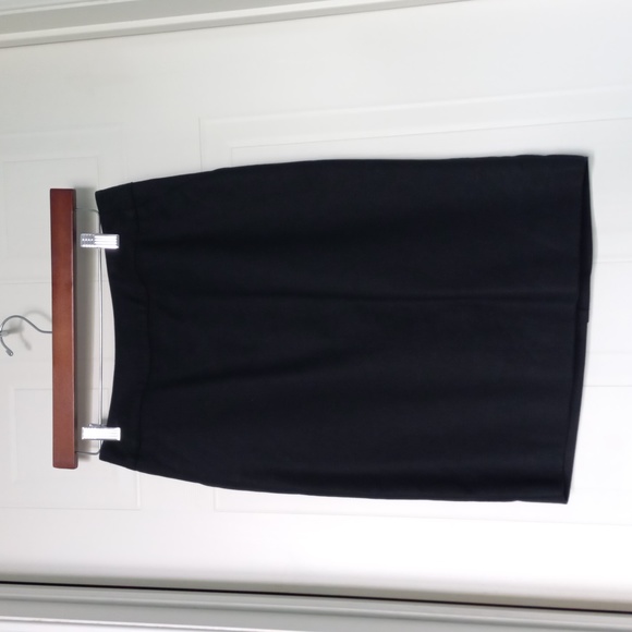 Pencil Skirt Size 2 - Picture 1 of 4